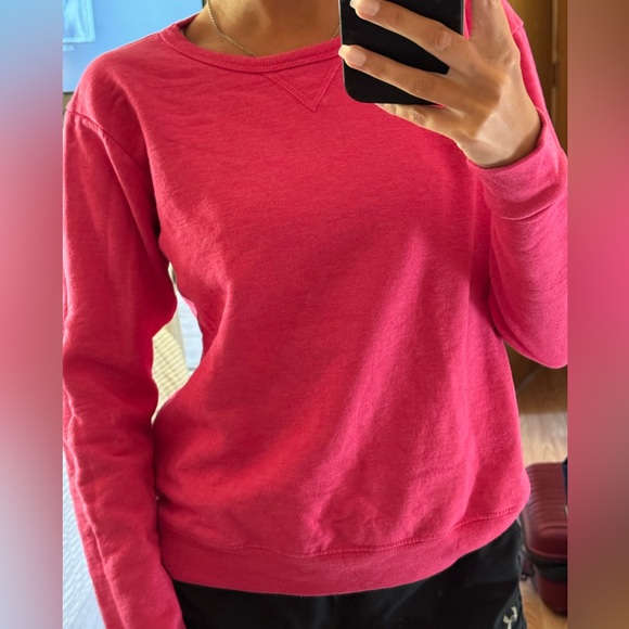 Small Hanes Hot Pink Sweatshirt - Picture 1 of 3